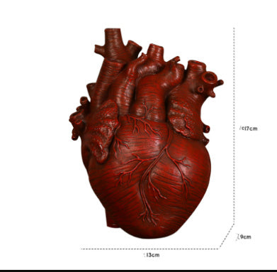 Nordic Heart-Sculpted Resin Vase