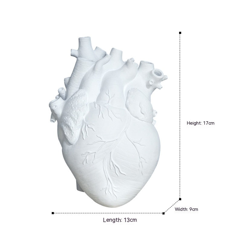 Nordic Heart-Sculpted Resin Vase